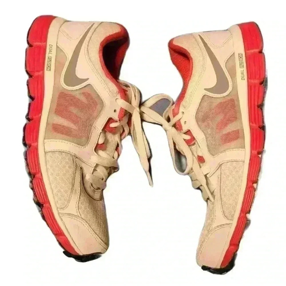 Nike Dual Fusion Athletic Soes - Picture 1 of 6
